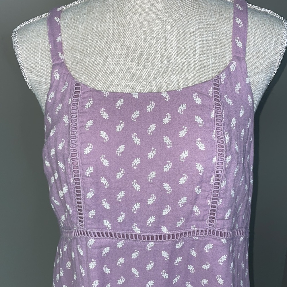 Old Navy Beautiful lilac color Small Spring / Summer spaghetti strap dress.